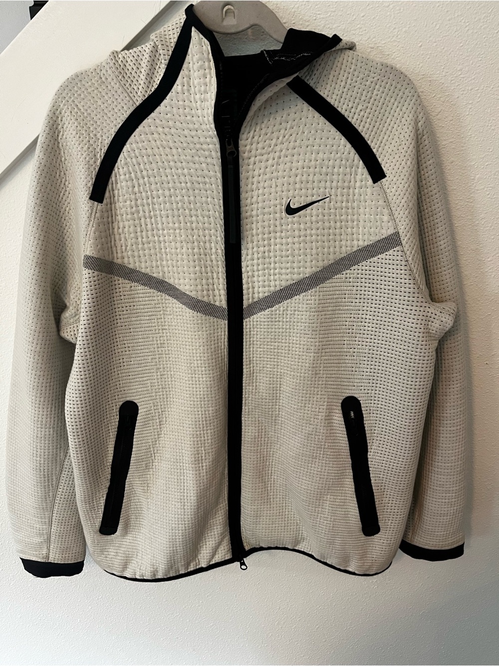 Nike Tech Fleece Full-Zip Hoodie - Size Large - White/Black